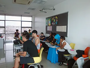 University Entrance English Course Classroom Scene