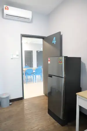 Air conditioning and refrigerator