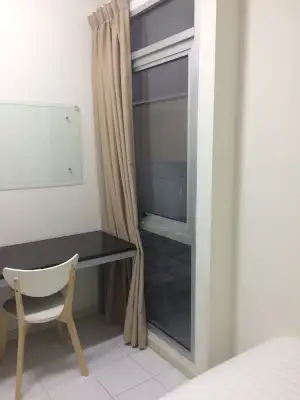 Single Room (No External Window)